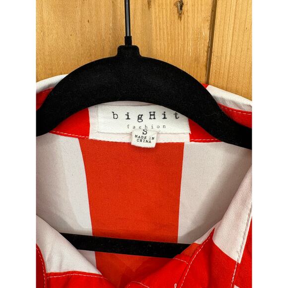 Big Hit Women’s Oversized Button-Up, Red White Sheer Stripe, Small, EUC - Picture 4 of 5